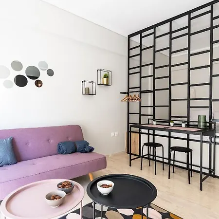 Modern Close To Waterfront Thessaloníki